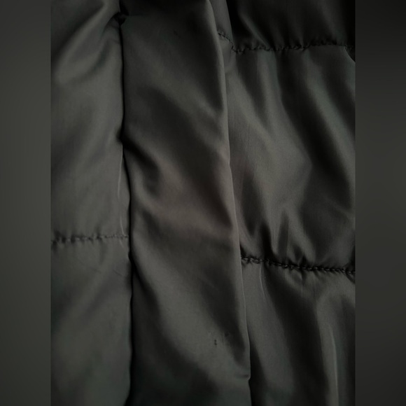 Old Navy: Kids Puffer Jacket - Size XL - Picture 8 of 16